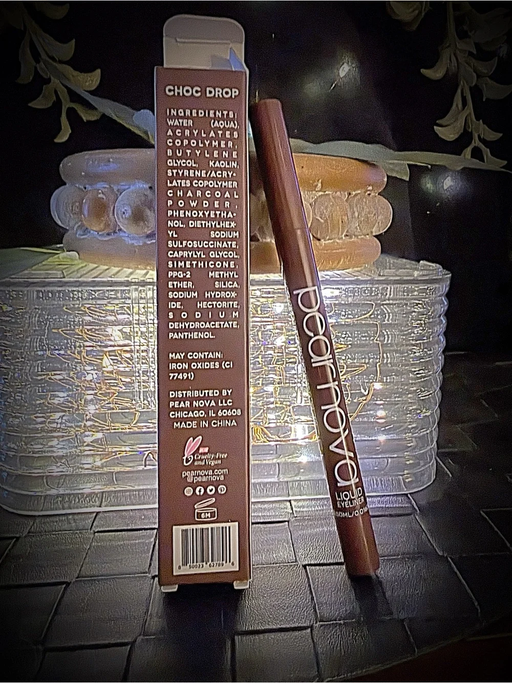*NIB- Pear Nova Choc Drop Liquid Eyeliner